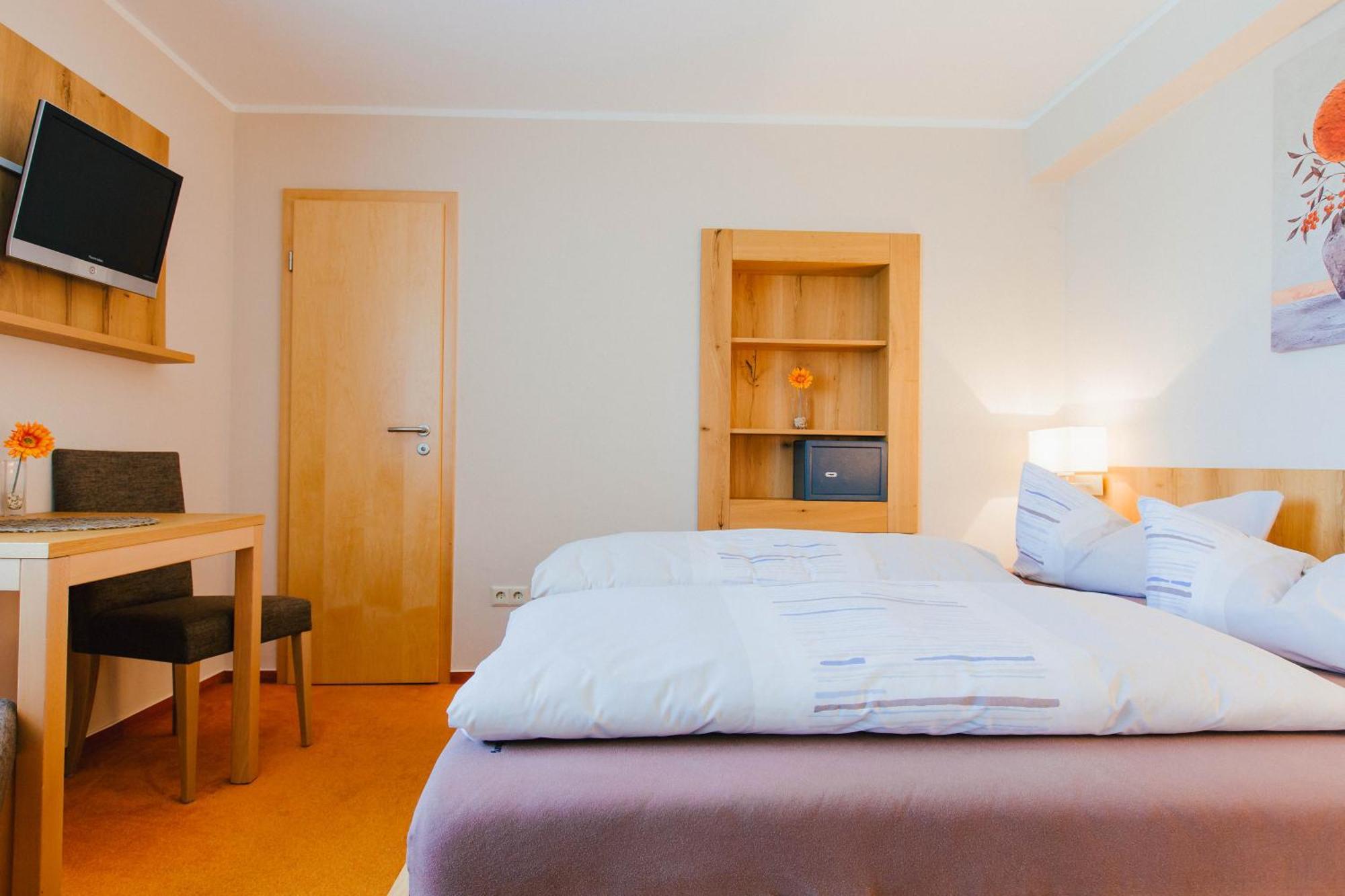 ميرسبرغ Hotel Fischerhaus Garni المظهر الخارجي الصورة